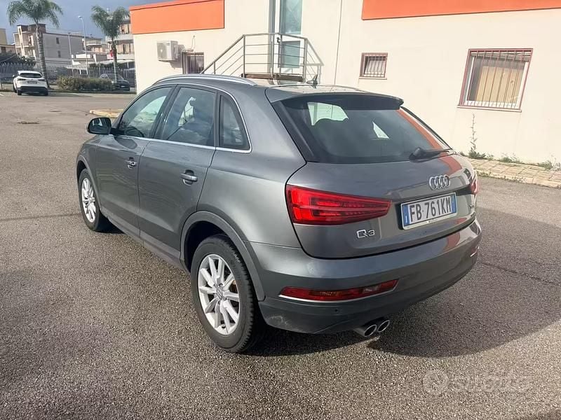 Usata Audi Q3 120 CV (88 kW) 2015 Grigio SUV