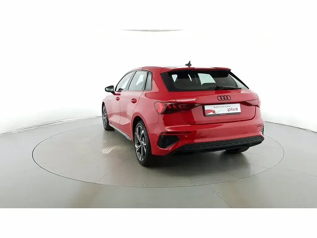 Usata Audi A3 Sportback e-tron S-Line 204 CV (150 kW) 2022 Rosso Utilitaria