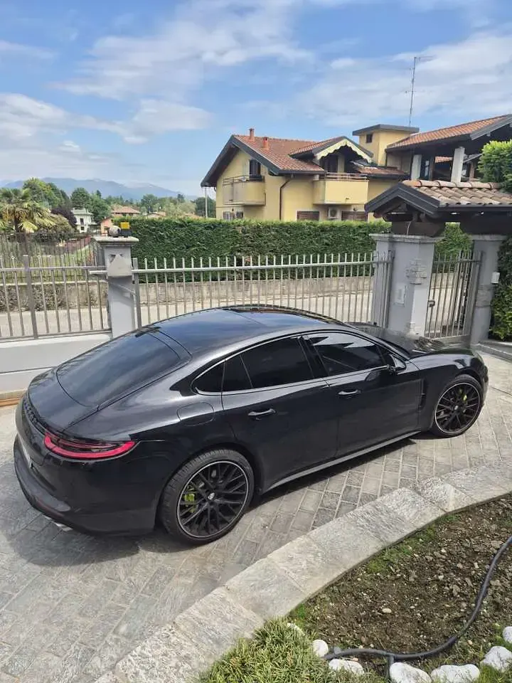 Usata Porsche Panamera 4S Diesel 421 CV (309 kW) 2017 Nero Utilitaria