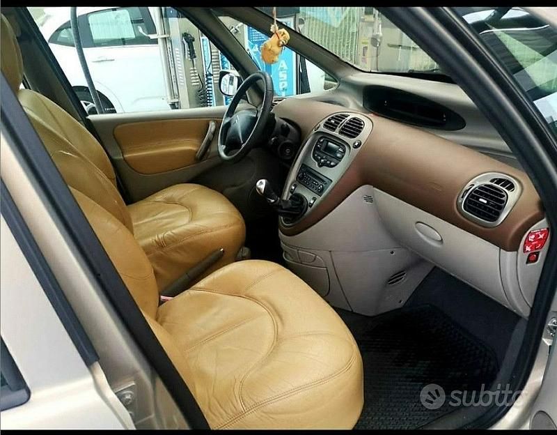Usata Citroën Xsara Picasso 110 CV (80 kW) 2004 Monovolume
