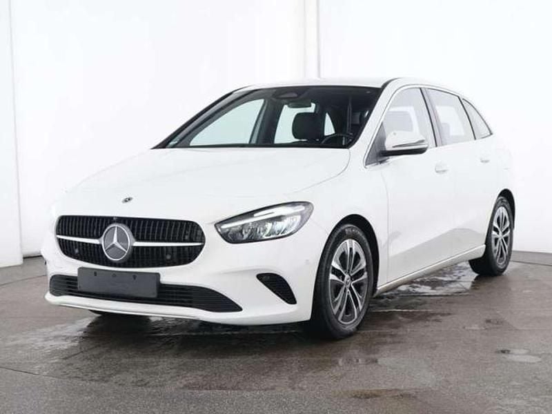Bianco Usata 2024 Mercedes B180 Monovolume | 27.900 € (Super prezzo) - Immagine 1/4