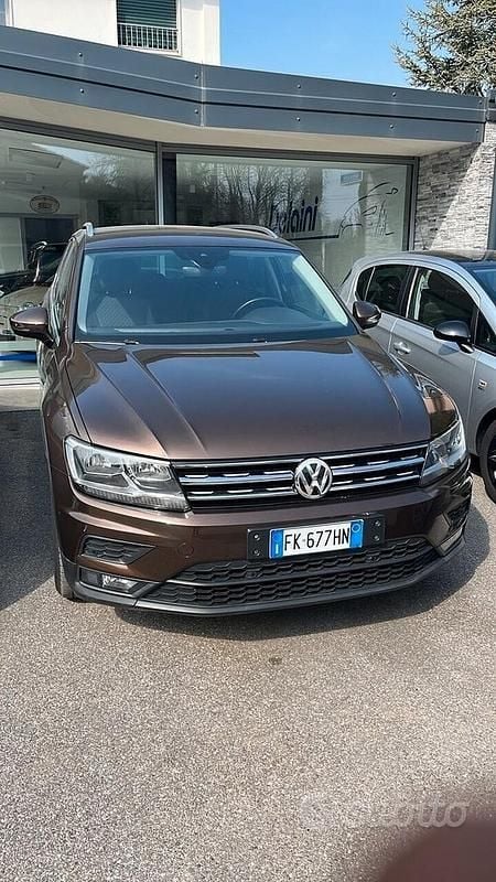 Usata VW Tiguan Style 150 CV (110 kW) 2017 Marrone SUV