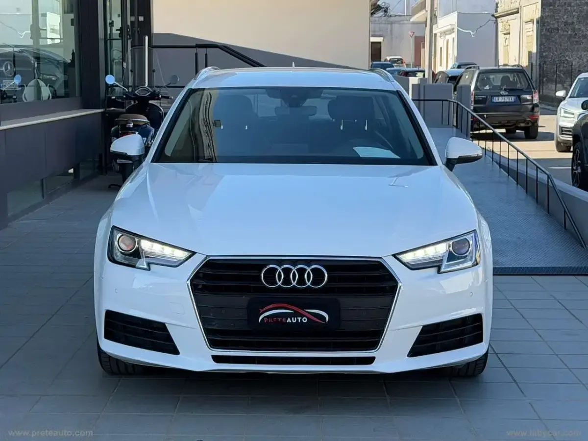 Usata Audi A4 Sport 122 CV (89 kW) 2017 Bianco Station wagon