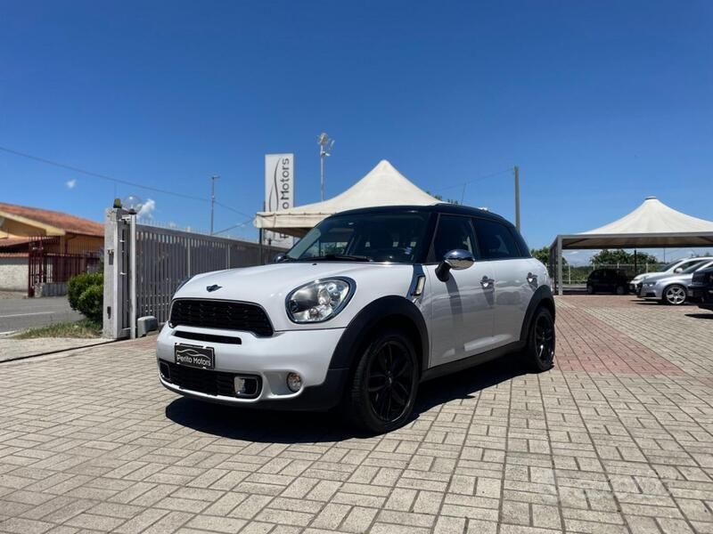 Usata 2013 Mini Cooper Countryman SUV | 9900 € (Cara) - Immagine 1/4