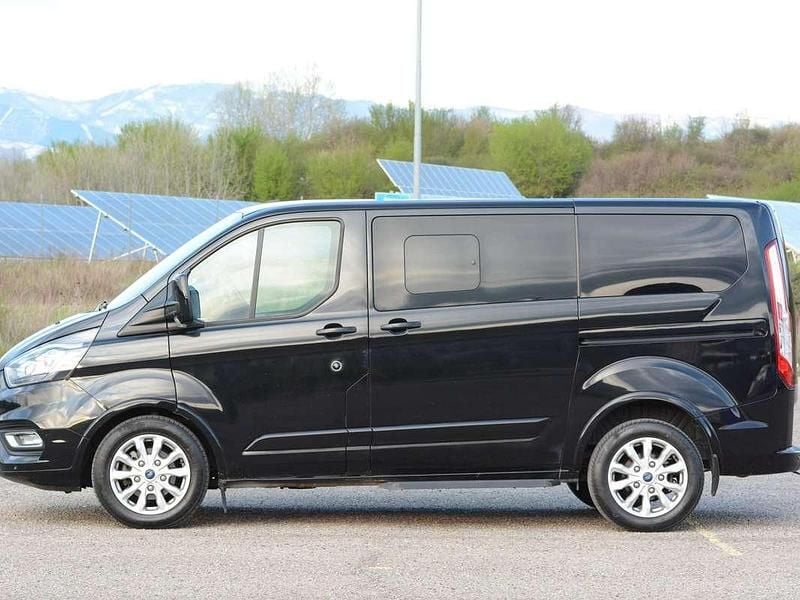 Usata Ford Tourneo Custom 185 CV (136 kW) 2020 Nero Furgone