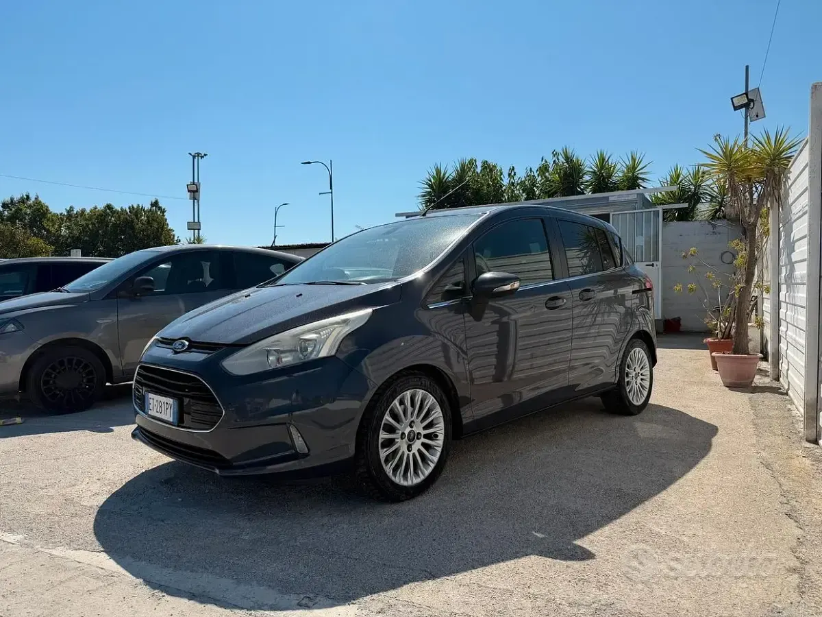Usata Ford B-MAX 95 CV (69 kW) 2014 Bluazzurro Monovolume
