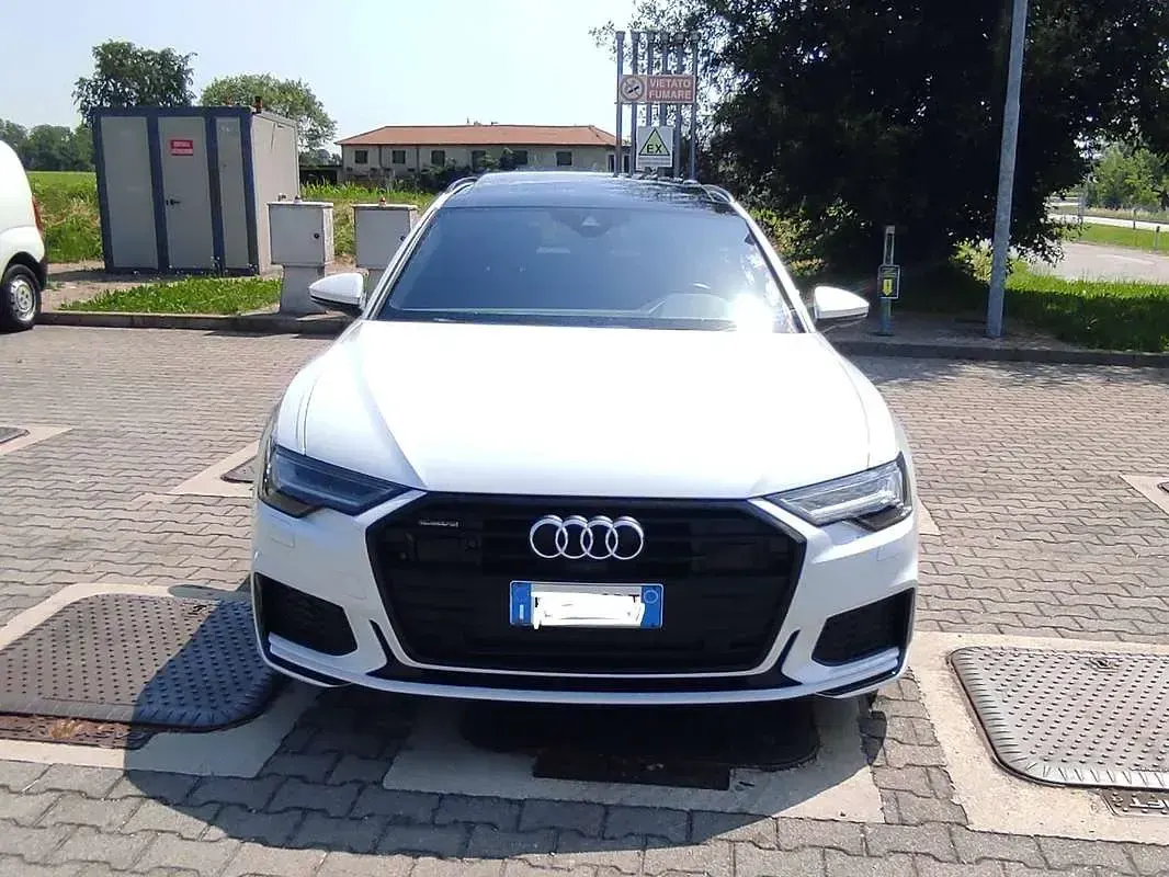 Usata Audi A6 Sport 231 CV (169 kW) 2018 Bianco Station wagon