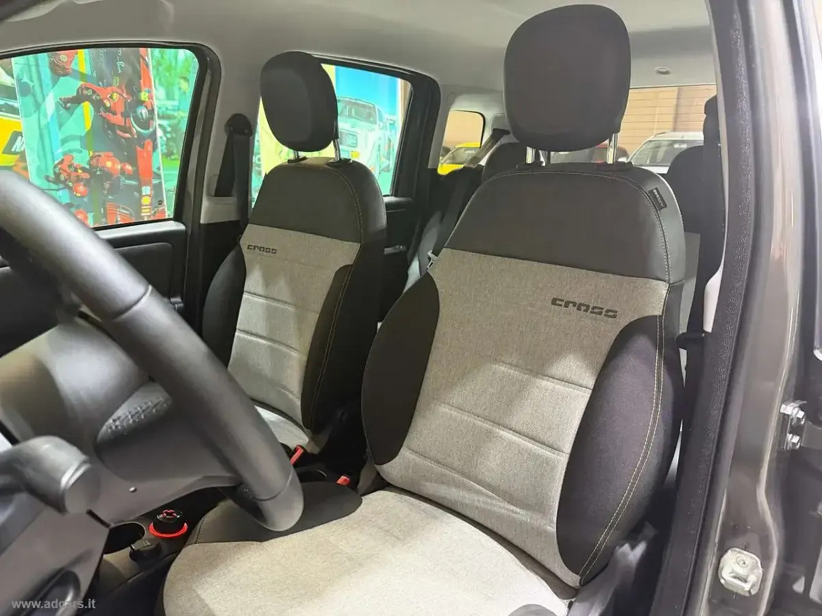Usata Fiat Panda Cross Cross 86 CV (63 kW) 2021 Grigio Utilitaria