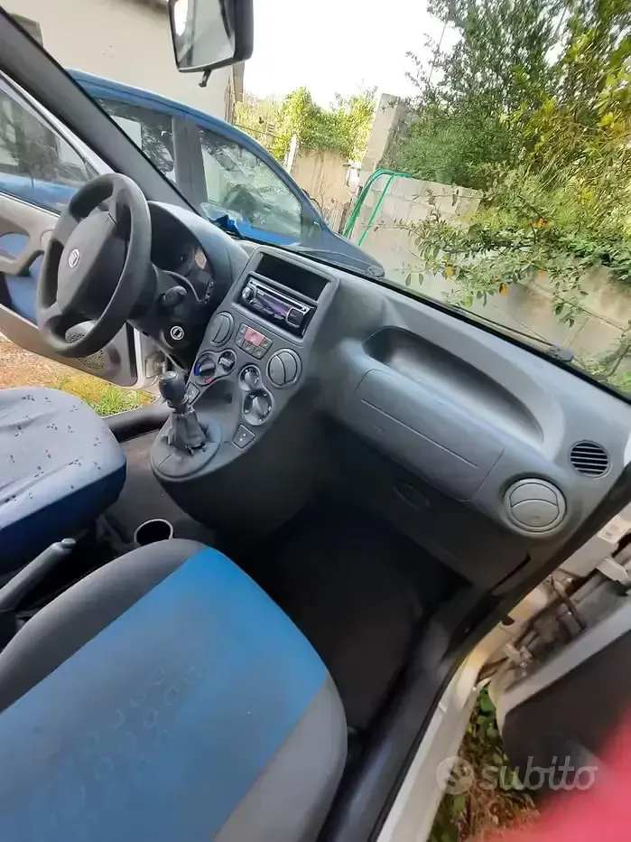 Usata Fiat Panda Active 60 CV (44 kW) 2011 Grigio Utilitaria