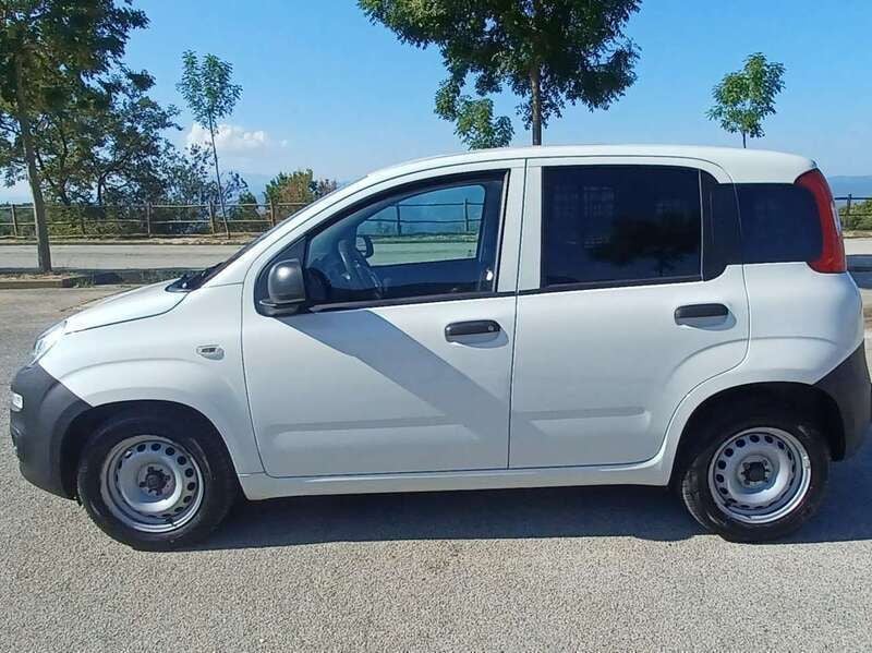 Bianco Usata 2016 Fiat Panda Due volumi | 5990 € (Super prezzo) - Immagine 1/4