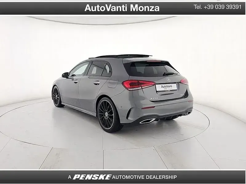 Brugt Mercedes A250 Premium 224 HK (164 kW) 2019 Grå Hatchback