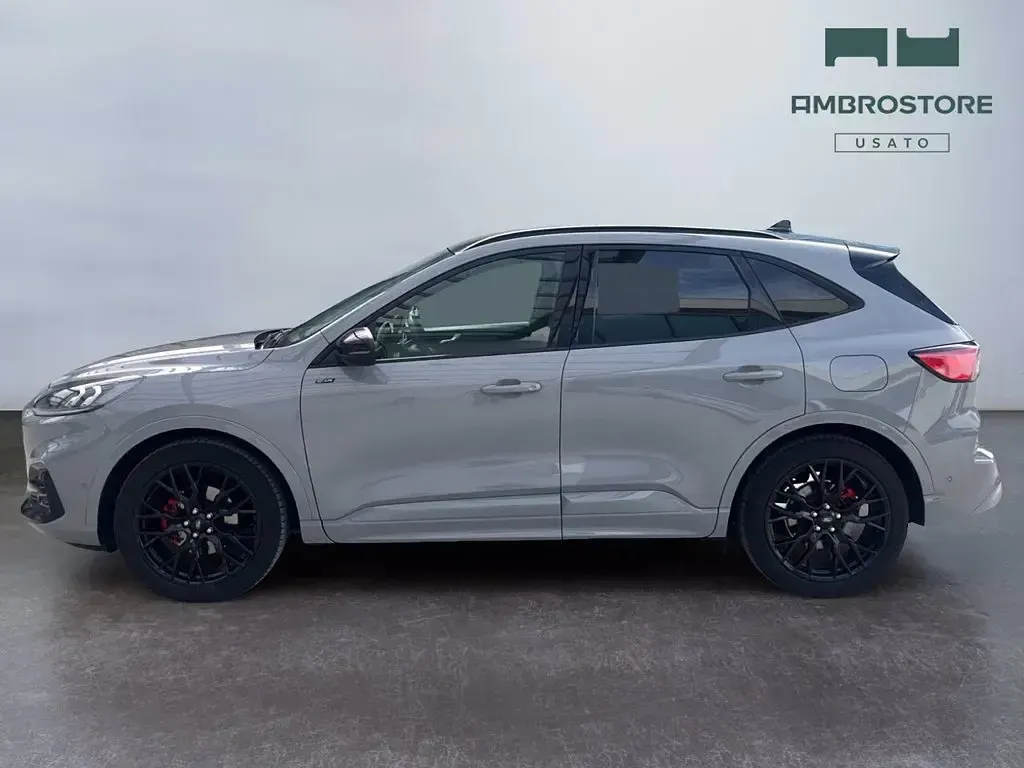Usata Ford Kuga 190 CV (139 kW) 2023 Grey matter SUV