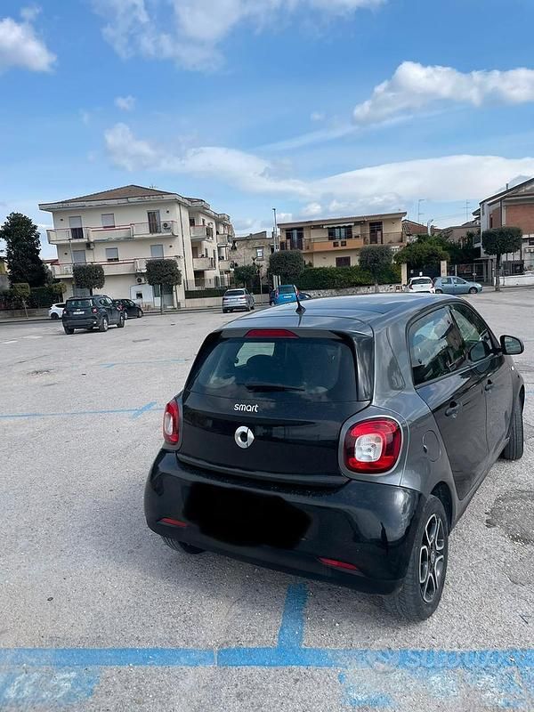 Usata Smart ForFour 2017 Nero Utilitaria