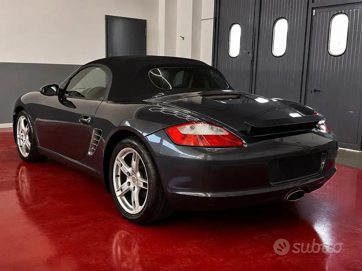 Usata Porsche Boxster 245 CV (180 kW) 2007 Grigio Cabrio
