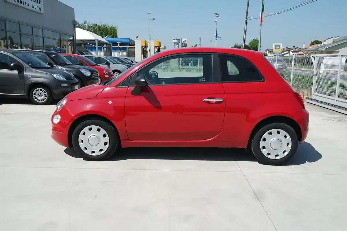 Usata Fiat 500 69 CV (50 kW) 2023 Rosso Utilitaria