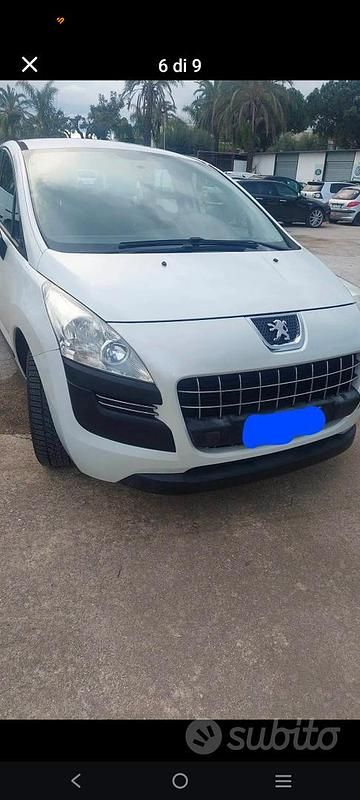 Bianco Usata 2010 Peugeot 3008 Monovolume | 4350 € - Immagine 1/4