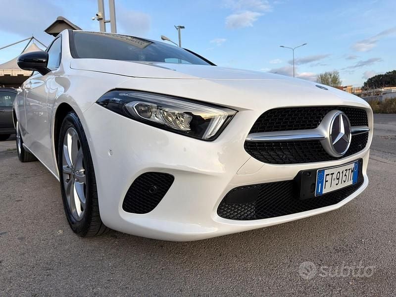 Usata Mercedes A180 116 CV (85 kW) 2019 Bianco Berlina