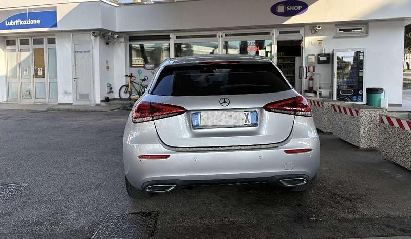 Usata Mercedes A180 Business 116 CV (85 kW) 2019 Berlina