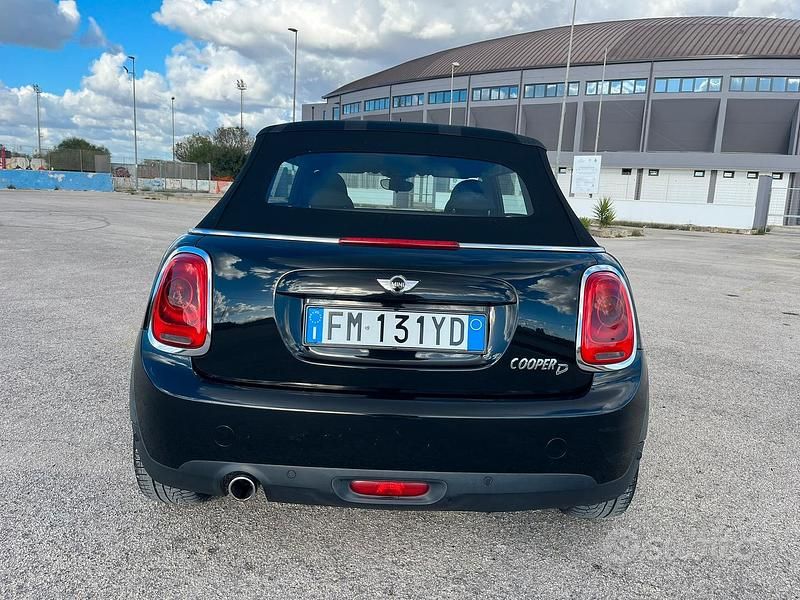 Usata Mini Cooper D Cabriolet 116 CV (85 kW) 2018 Cabrio