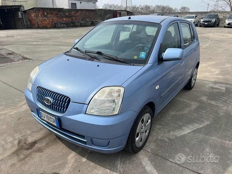 Usata Kia Picanto 65 CV (47 kW) 2007 Azzurro Utilitaria