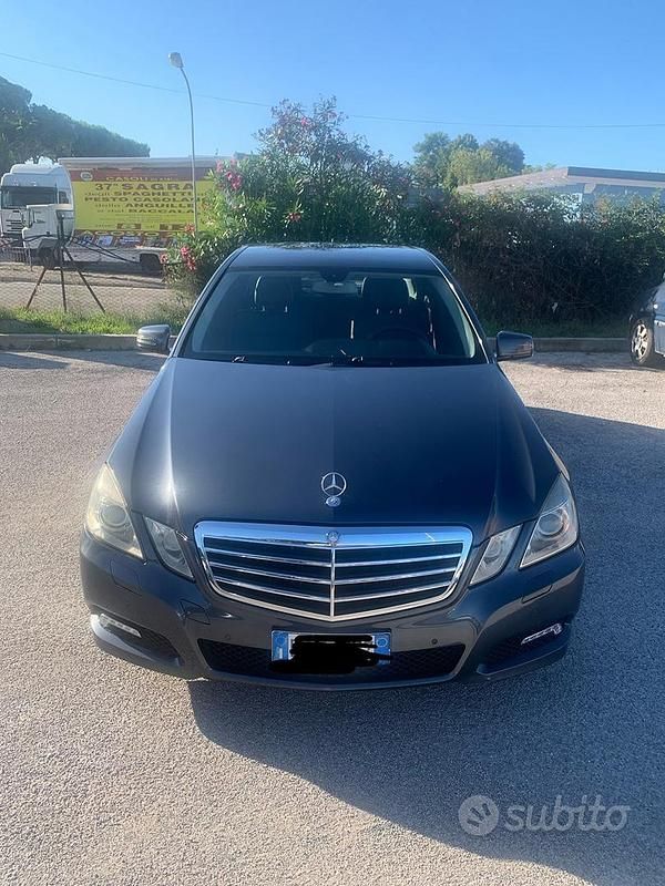 Usata 2011 Mercedes 250 Tre volumi | 7999 € - Immagine 1/4