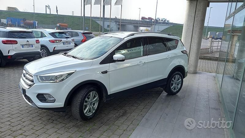 Usata Ford Kuga S 120 CV (88 kW) 2019 Bianco SUV