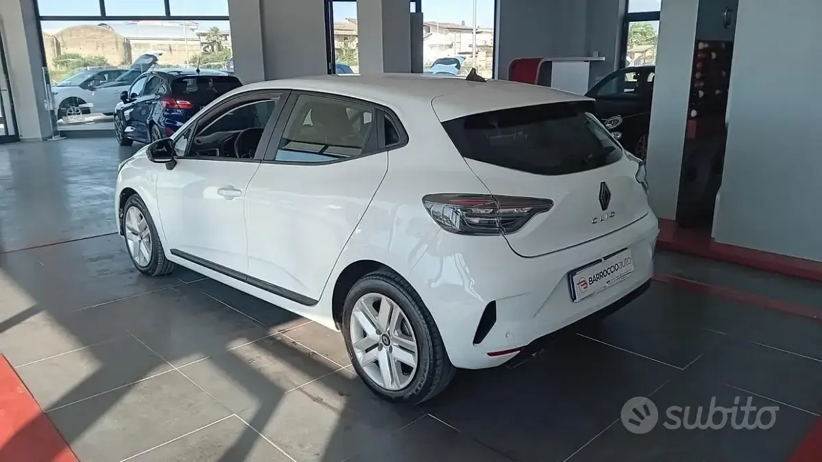 Usata Renault Clio V Evolution 101 CV (74 kW) 2024 Bianco Berlina