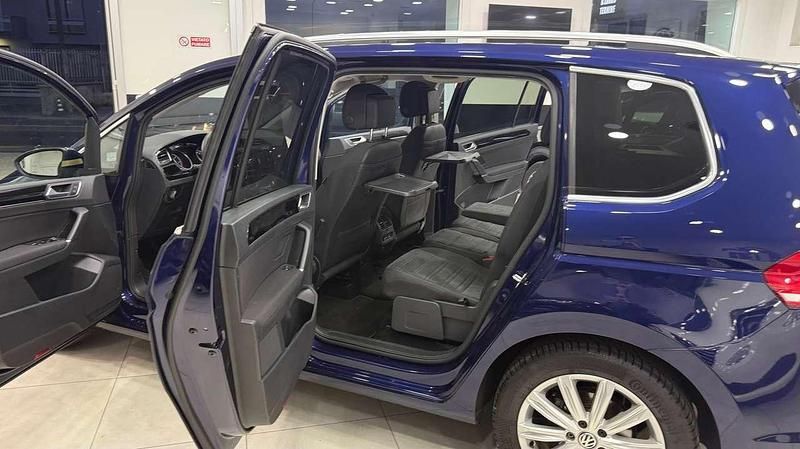 Usata VW Touran Trendline 116 CV (85 kW) 2019 Blu/azzurro Monovolume
