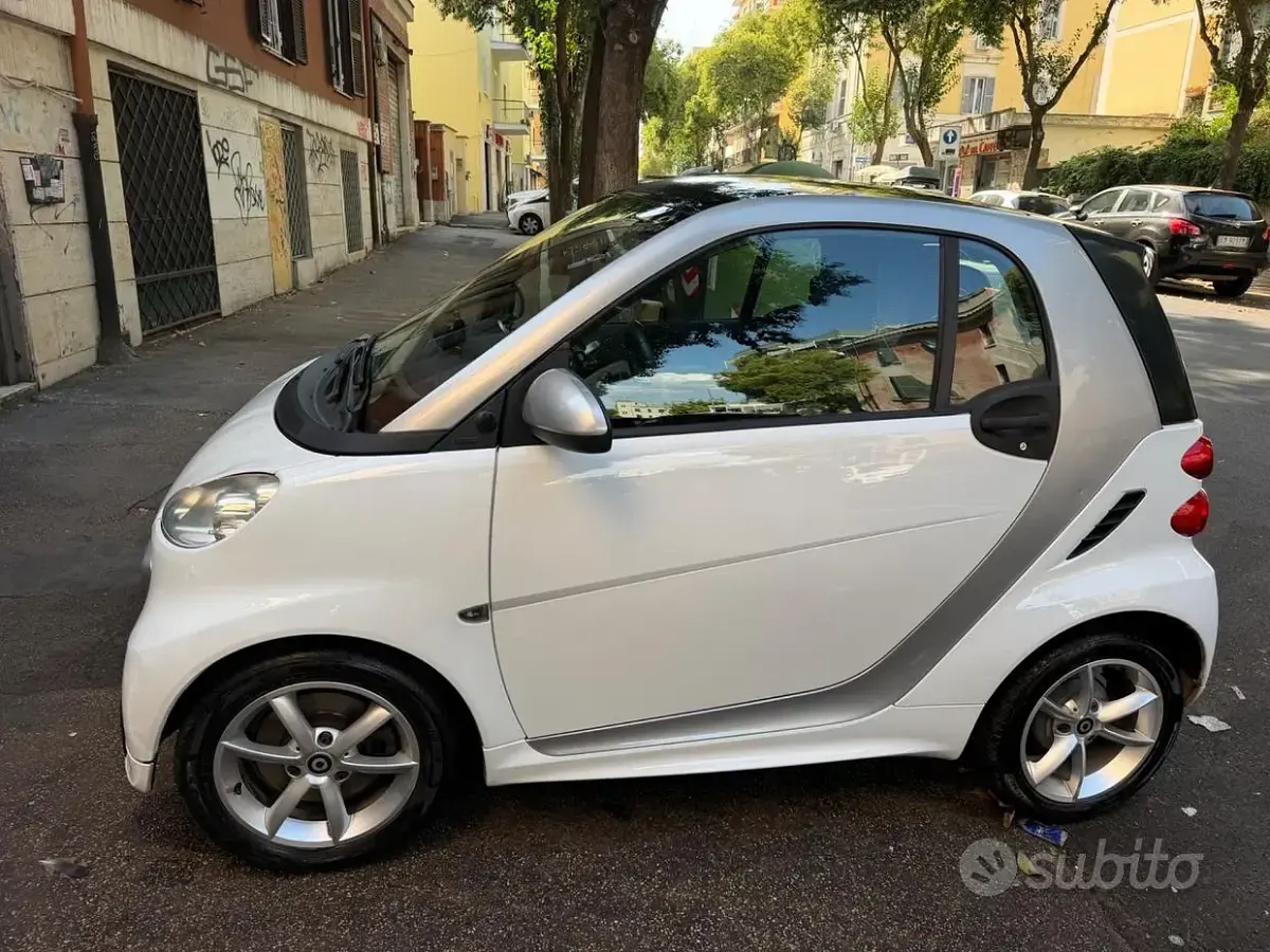 Usata Smart ForTwo Coupé Passion 54 CV (39 kW) 2012 Bianco Coupé