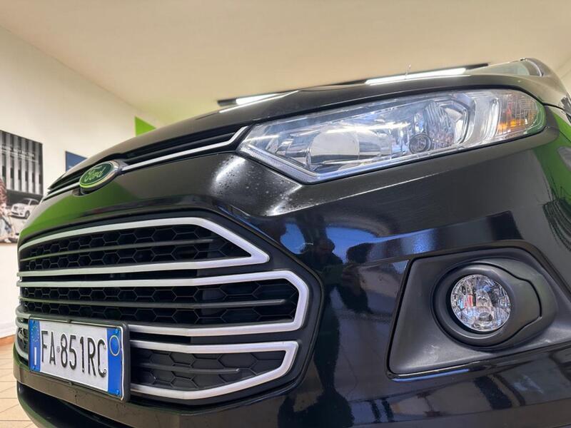 Usato 2015 Ford Ecosport 1.0 Benzin 125 CV (11.500 €)