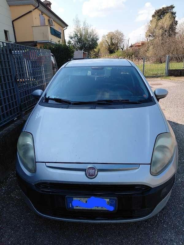 Usata Fiat Grande Punto 65 CV (47 kW) 2011 Utilitaria