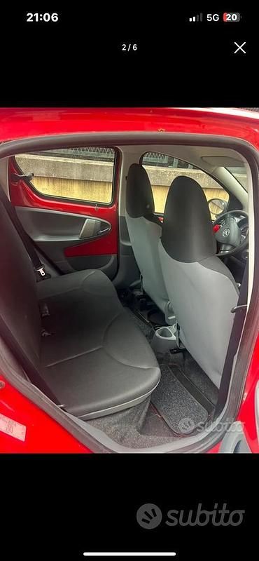 Usata Toyota Aygo 2009 Rosso Utilitaria