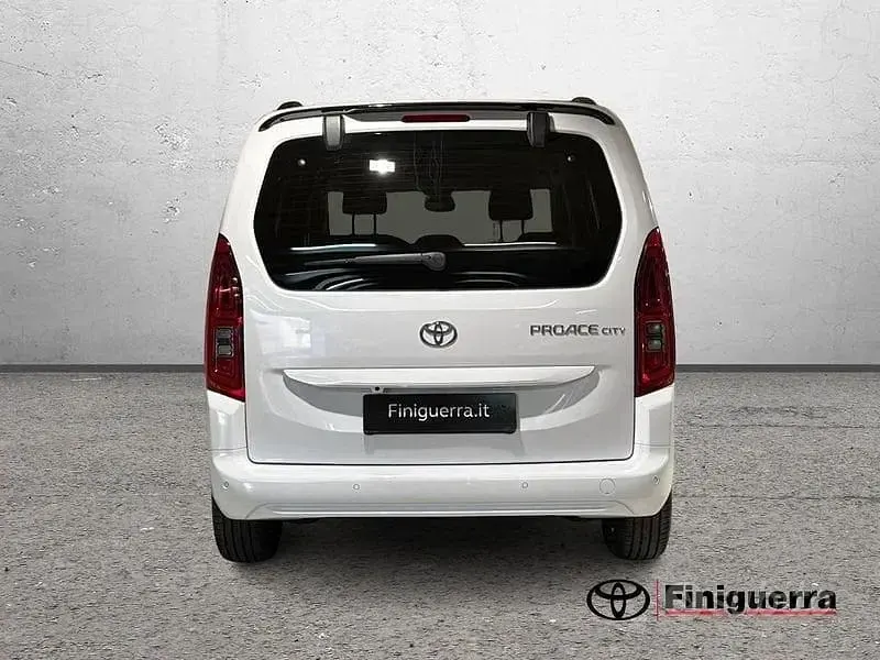 Nuova Toyota Proace Verso City 130 CV (95 kW) 2026 Bianco Station wagon