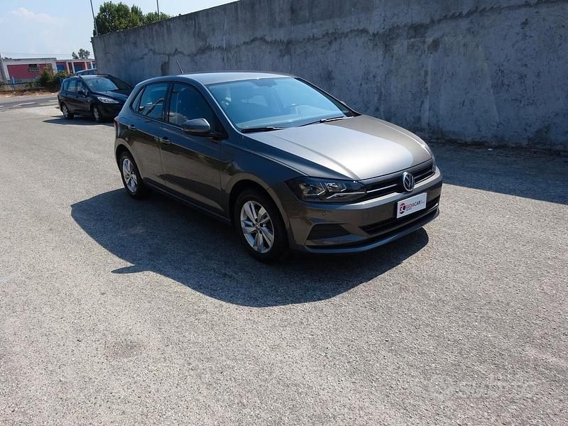Usata VW Polo Highline 95 CV (69 kW) 2018 Grigio Berlina