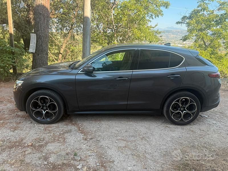 Usata Alfa Romeo Stelvio 210 CV (154 kW) 2018 Grigio SUV