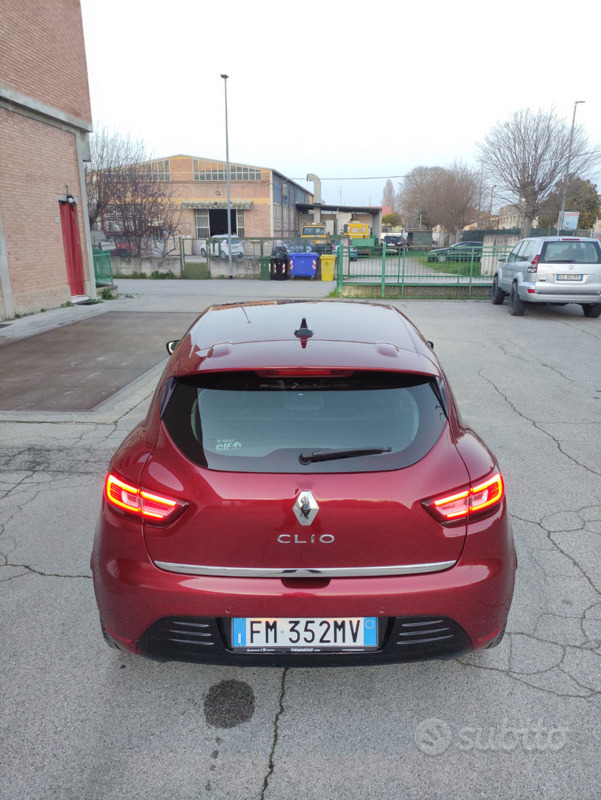 Usato 2018 Renault Clio IV 1.5 Diesel 75 CV (12.699 €)
