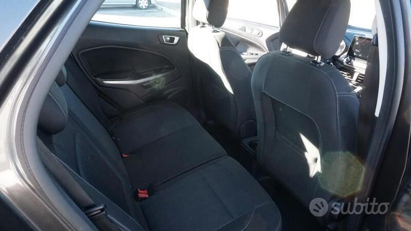 Nero Usata 2019 Ford Ecosport SUV | 12.000 € (Buon prezzo) - Immagine 1/4