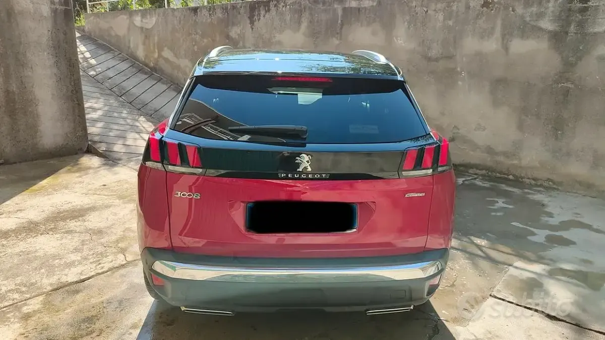 Usata Peugeot 3008 GT-line 131 CV (96 kW) 2019 Rosso SUV