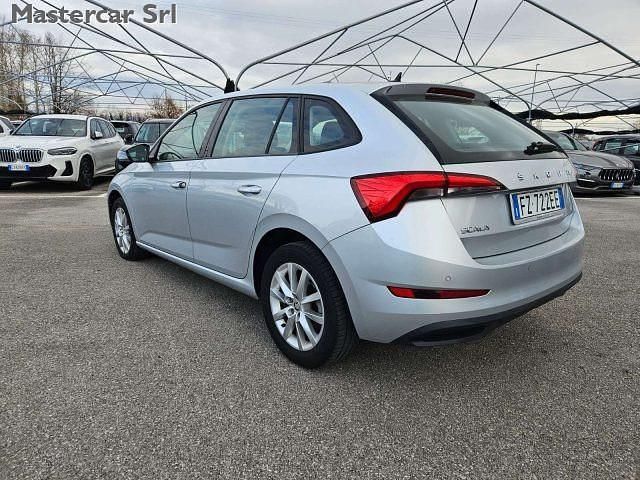 Usata Skoda Scala Ambition 116 CV (85 kW) 2020 Argento Utilitaria