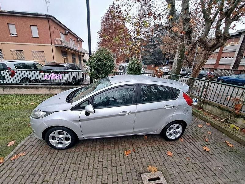 Second-hand Ford Fiesta Business Edition 97 CP (71 kW) 2012 Berlinǎ