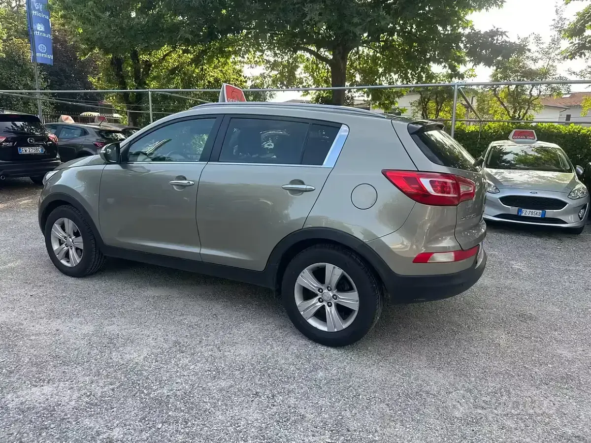 Usata Kia Sportage Active 135 CV (99 kW) 2012 Grigio SUV