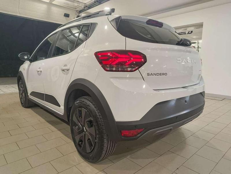 Nuova Dacia Sandero Expression 101 CV (74 kW) 2026 Bianco Berlina