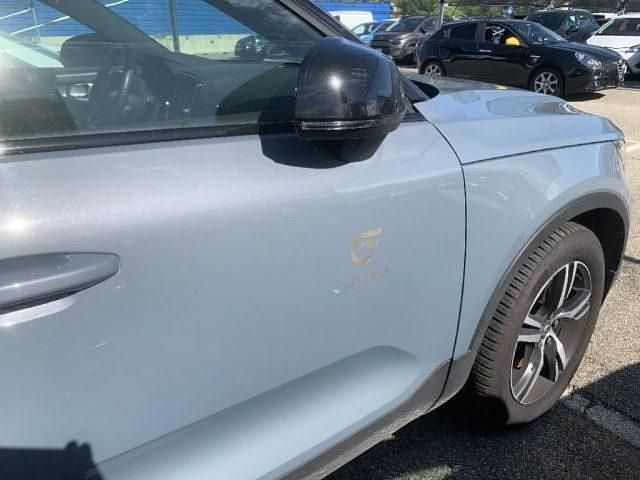 Usata Volvo XC40 Business Edition 150 CV (110 kW) 2020 Grigio SUV