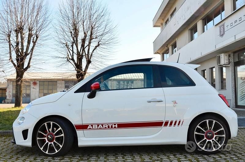 Usata Abarth 595 Turismo 165 CV (121 kW) 2021 Bianco Berlina
