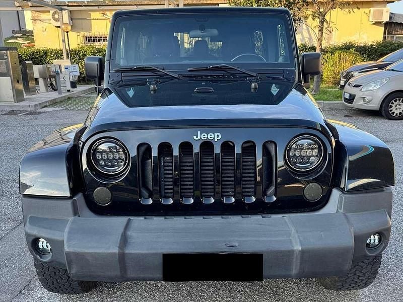 Nero Usata 2011 Jeep Wrangler Unlimited Sahara SUV | 25.000 € (Super prezzo) - Immagine 1/4