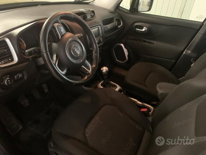 Usata Jeep Renegade 120 CV (88 kW) 2015 Verde SUV