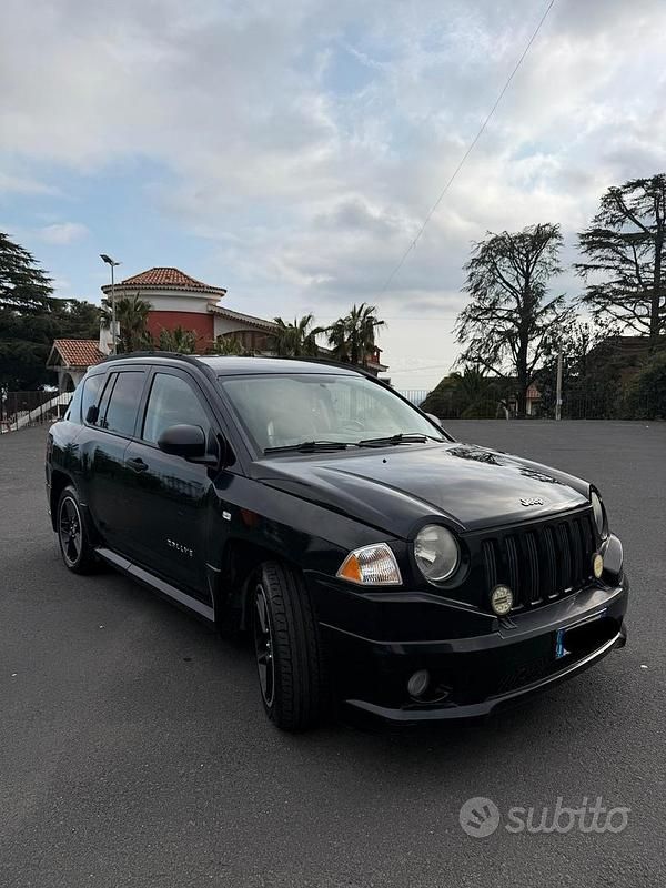 Usata Jeep Compass 140 CV (102 kW) 2010 Nero SUV