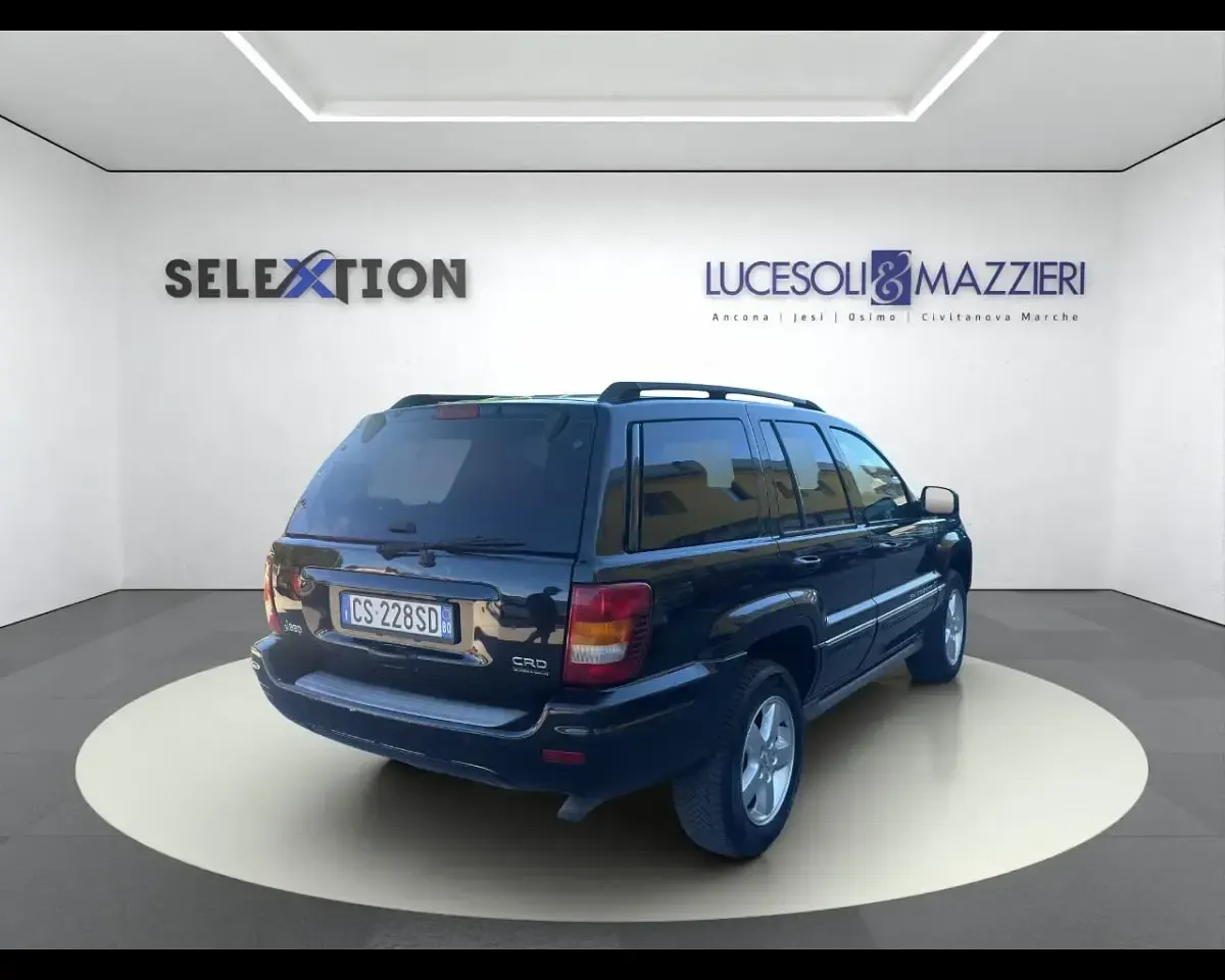 Usata Jeep Grand Cherokee Overland 163 CV (119 kW) 2004 Nero SUV