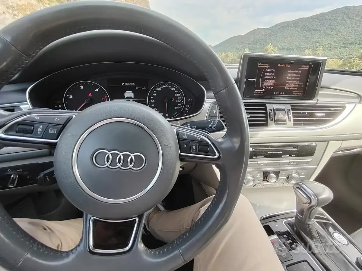 Usata Audi A6 Advanced 177 CV (130 kW) 2012 Blu Station wagon