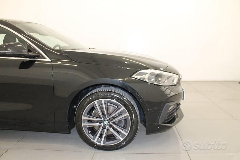 Usata BMW 116 Sport Line 122 CV (89 kW) 2021 Arancione Utilitaria